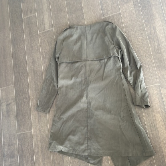 Maxim trench - Picture 6 of 7